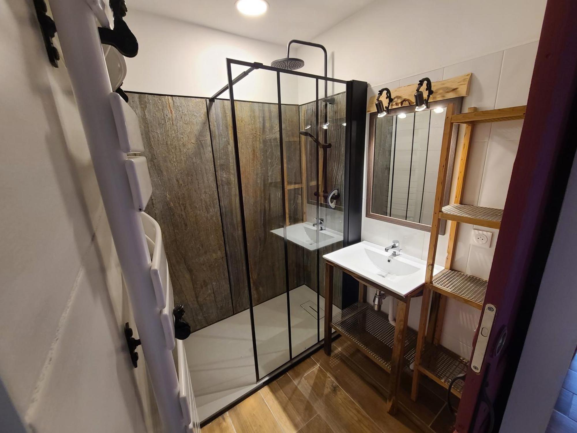 Gites La Boletiere Saint-Étienne-du-Valdonnez Habitación foto