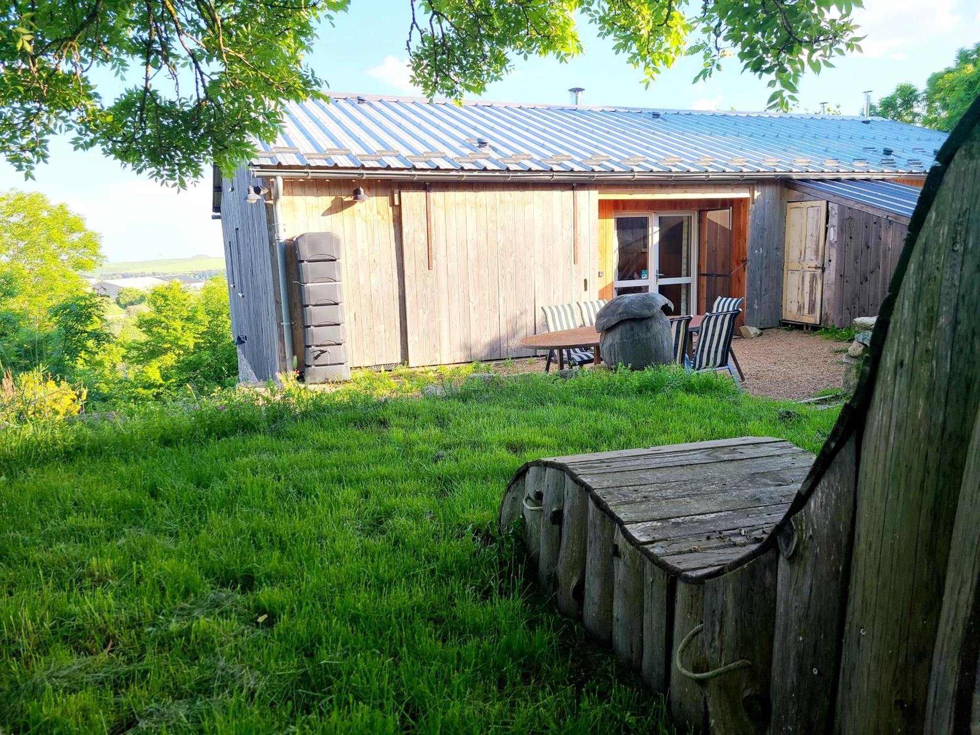 Gites La Boletiere Saint-Étienne-du-Valdonnez Exterior foto